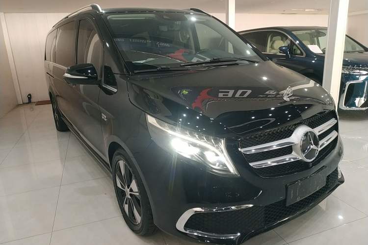 Used Mercedes-Benz V-Class 2022 V 260 L Long Wheelbase Prestige Edition
