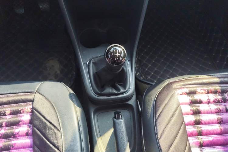 Used Volkswagen Polo 2016 1.4L Manual Fashion Model