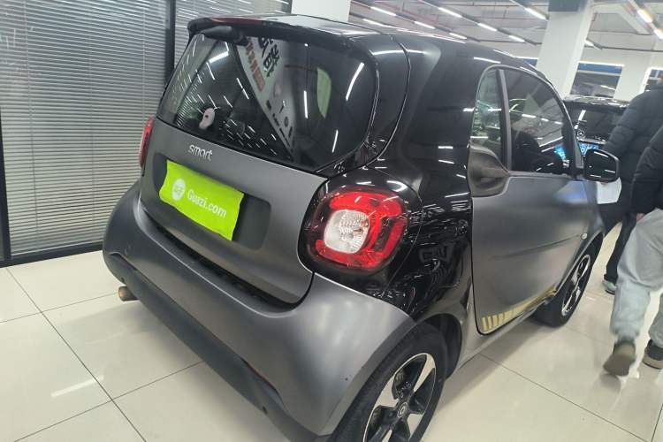 Used  fortwo 2018 1.0L 52kW Hardtop Passion Edition China V Standard
