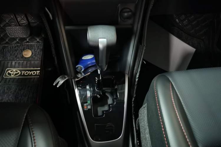 Used Toyota YARiS L Zhi Xuan 2022 X-Trail 1.5L CVT Luxury PLUS Edition