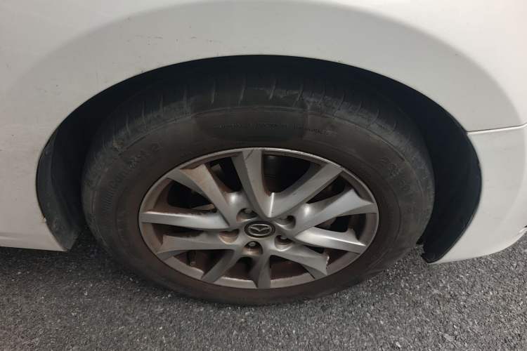 Used Mazda Mazda 3 Axela 2016 Sedan 1.5L Automatic Comfort Model