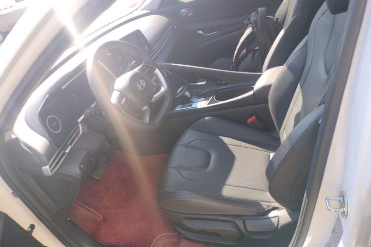 Used Hyundai Elantra 2023 1.5L CVT GLX Elite Edition
