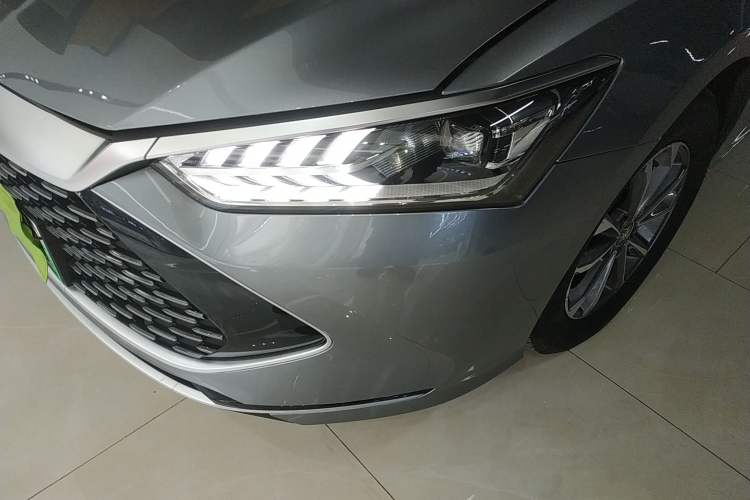 Used BYD Qin PLUS 2024 HONOR Edition DM-i 55KM Leading Model
