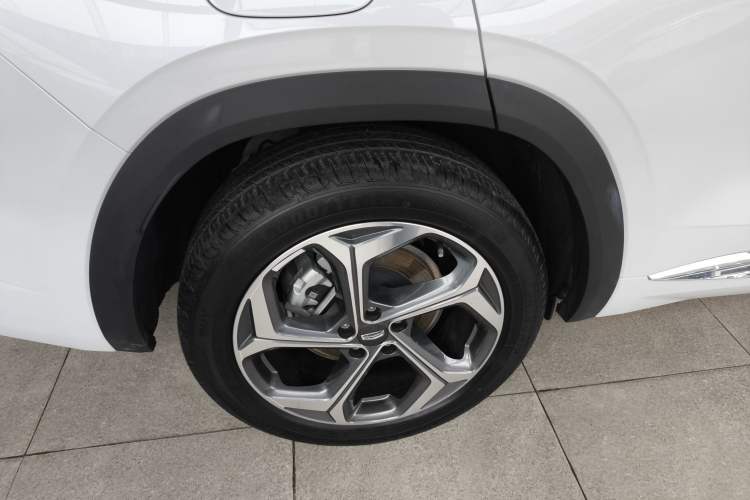 Used Geely Auto Monjaro L 2024 2.0TD High-Power Automatic Two-Wheel Drive Yunqi Version