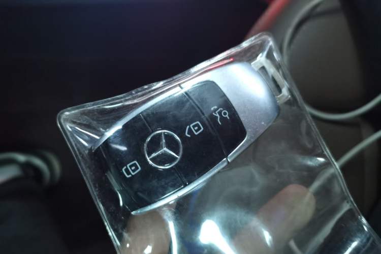 Used Mercedes-Benz E-Class New Energy 2023 E 350 e L Plug-in Hybrid Sports Sedan