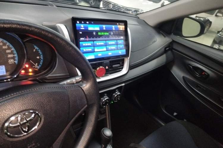 Used Toyota YARiS L 2016 Revised 1.5E CVT Charming Edition
