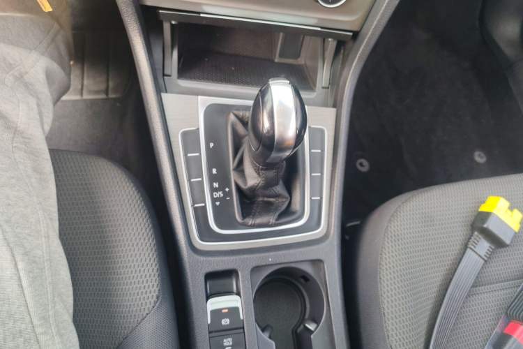 Used Volkswagen Golf 2016 1.6L Automatic Comfort Model
