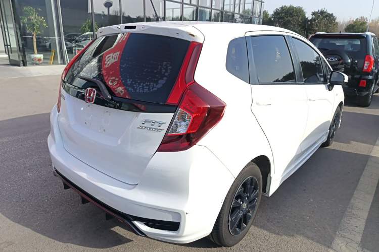 Used Honda Fit 2018 1.5L CVT Trendy Run+ Edition
