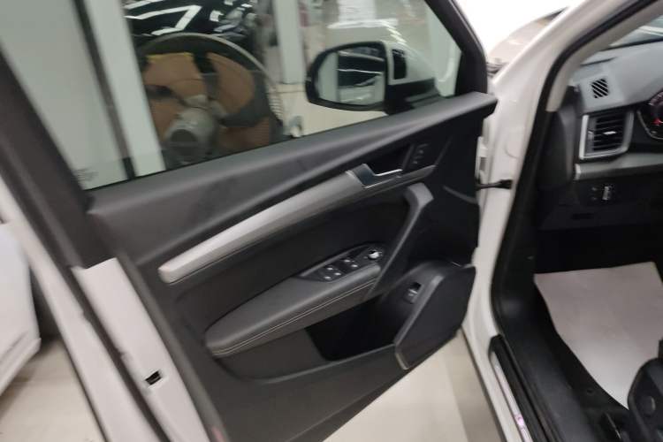 Used Audi Q5L 2020 45 TFSI Prestige Fashion Model
