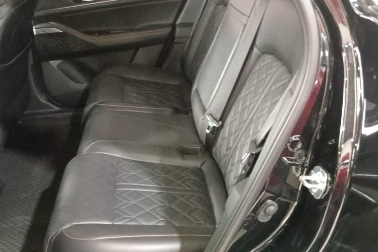 Used Changan UNI-K 2021 2.0T Excellence Edition
