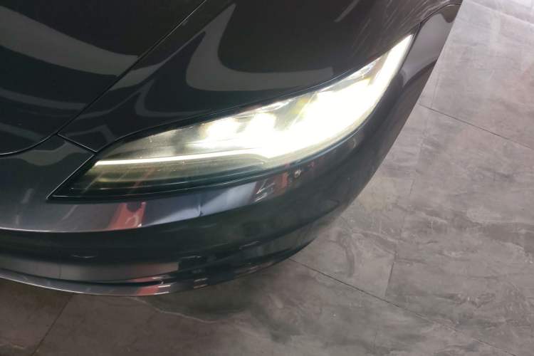 Used Tesla Model 3 2023 Rear-Wheel-Drive Version
