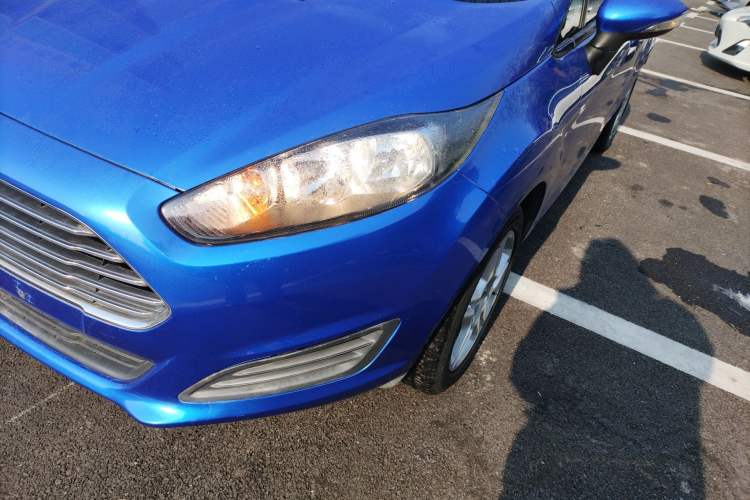 Used Ford Fiesta 2013 Hatchback 1.5L Manual Fashion Edition