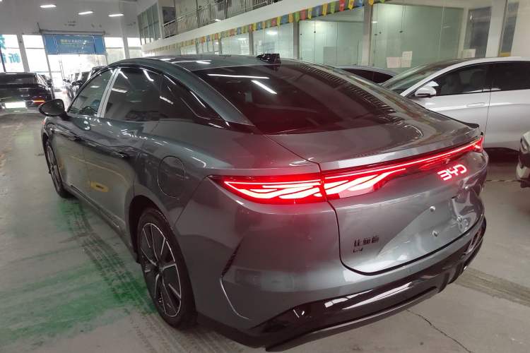 Used BYD Han L 2025 EV 701KM LiDAR Deluxe Edition