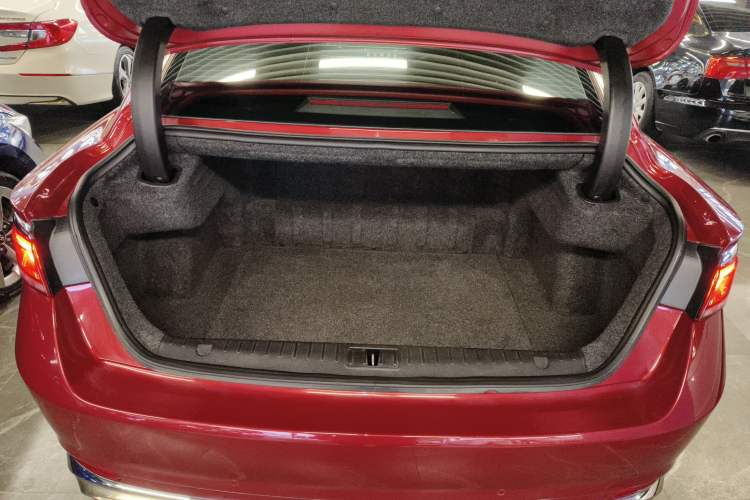 Used Geely Auto Emgrand GT 2018 1.5T MHEV Yaozhi Edition