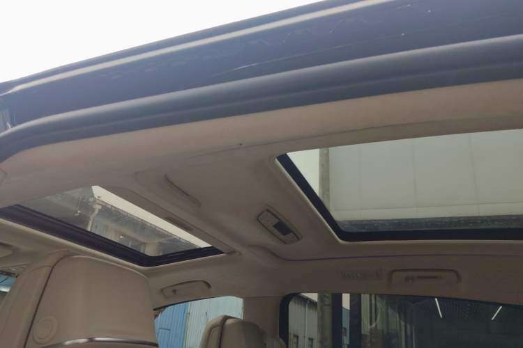 Used Buick GL8 2022 Avenir Aivia Six-Seat Deluxe Edition
