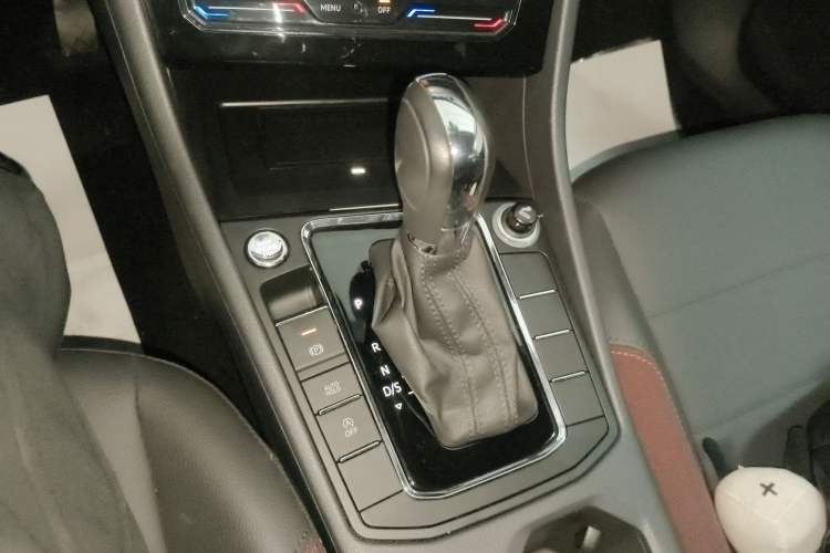 Used Volkswagen Bora 2020 1.5L Automatic Elite Version
