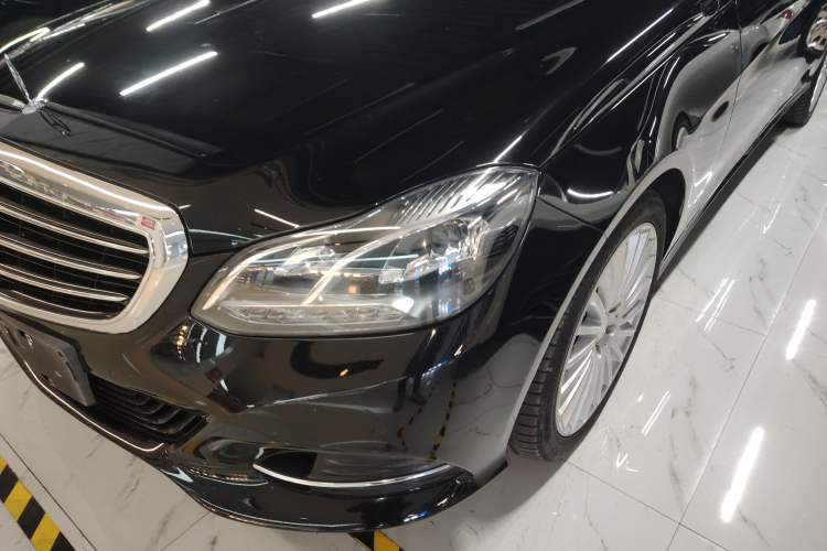 Used Mercedes-Benz E-Class 2015 E 200 L
