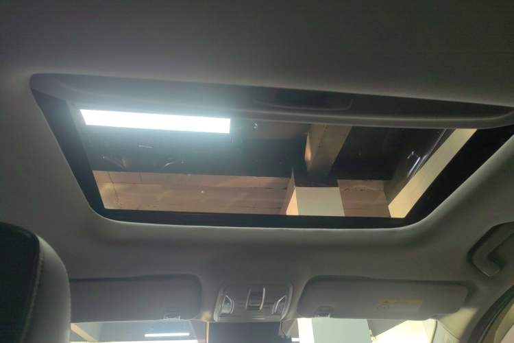 Used GAC Trumpchi M6 2021 PRO 270T DCT Luxury Edition
