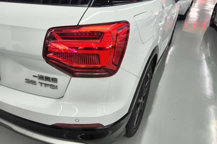 Used Audi Q2L 2018 35 TFSI Fashion Dynamic Version China VI Emission Standard