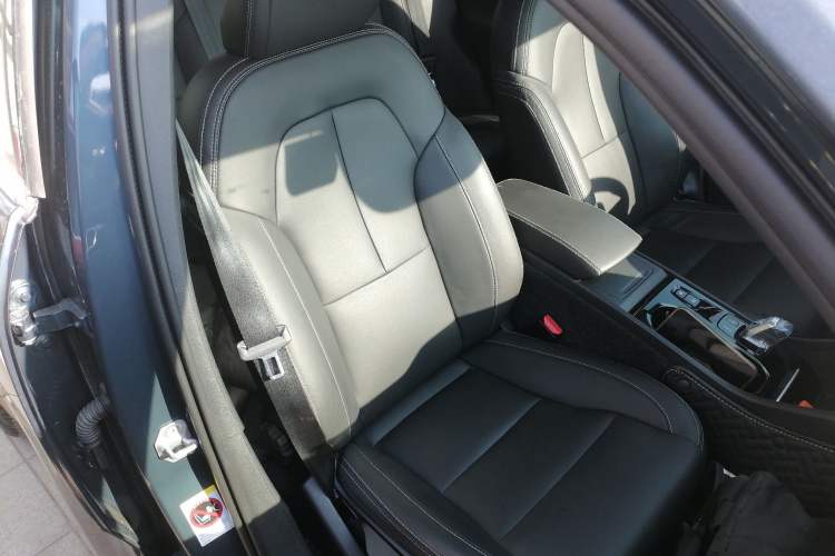 Used Volvo XC40 2021 T4 Four-Wheel Drive Smart Luxury Edition