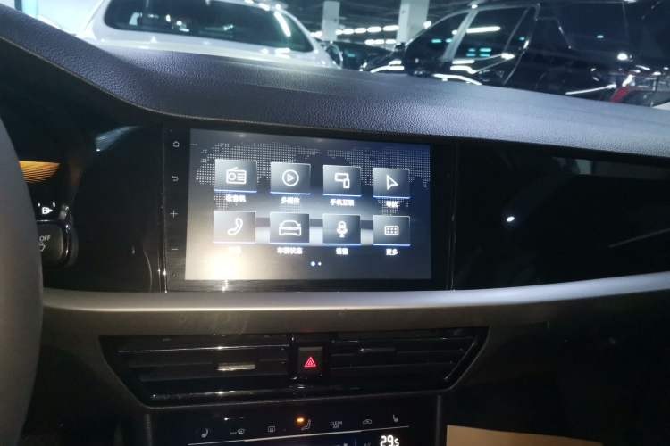 Used Volkswagen Lavida 2022 280TSI DSG Luxury Edition
