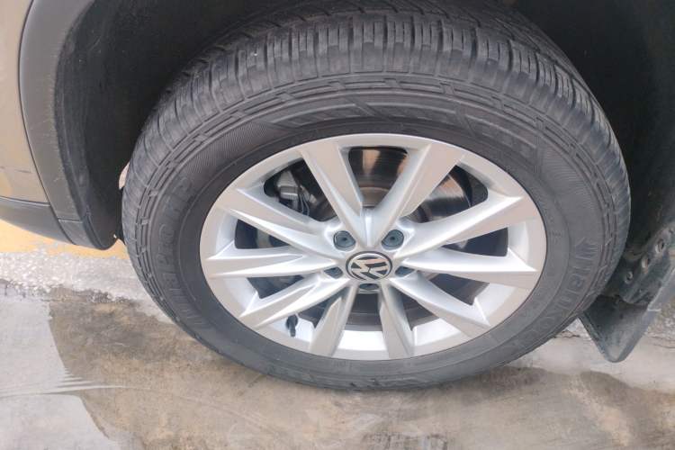 Used Volkswagen Tiguan 2015 1.8TSI Automatic Two-Wheel Drive Comfort Edition
