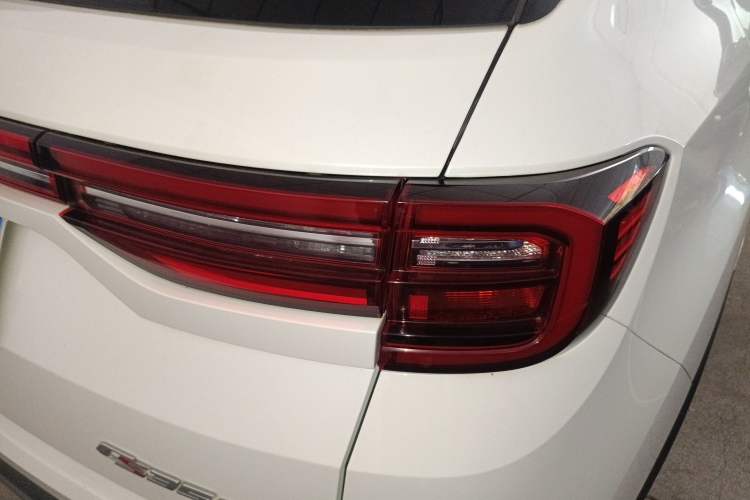 Used Changan CS35PLUS 2021 Honor Million Edition 1.6L CVT Elite Model
