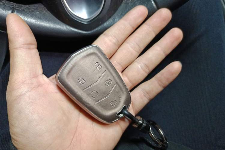 Used Cadillac XT4 2021 28T Two-Wheel Drive Tech Edition