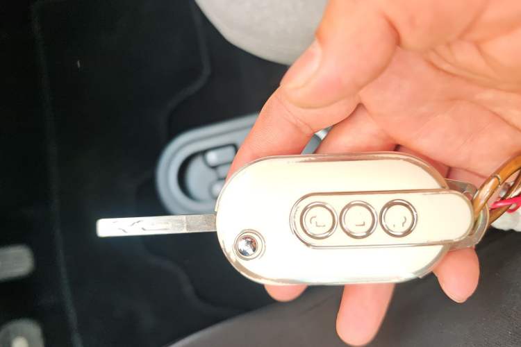 Used Wuling Hongguang MINIEV 2022 Macaron Fashion Model Lithium Iron Phosphate
