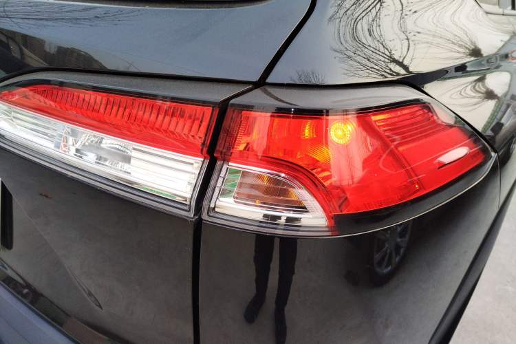 Used Toyota FRONTLANDER 2023 2.0L CVT Leading Edition
