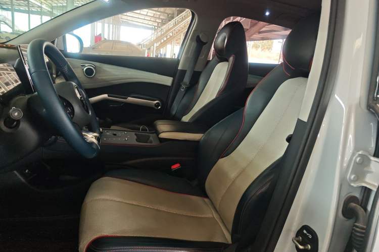 Used BYD Yuan PLUS 2022 430 km Luxury Version
