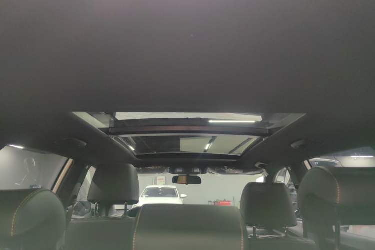 Used Kia KX7 2020 2.0T Automatic Two-Wheel Drive GLS 7-Seater
