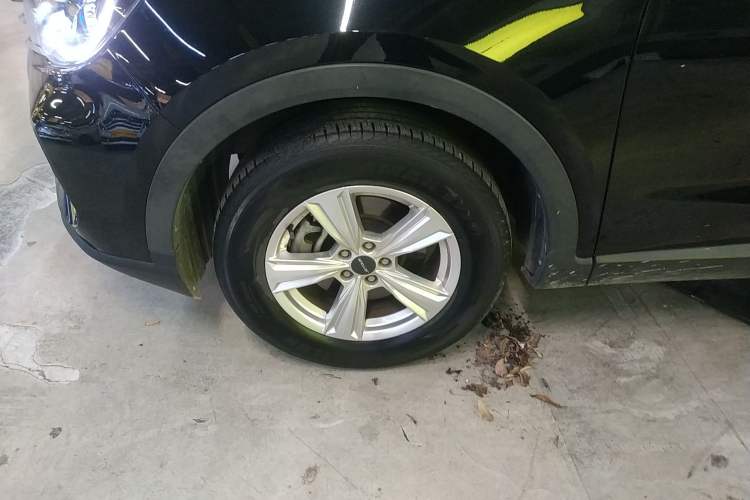 Used JETOUR X70M 2021 1.5T DCT Luxury Partner Model 7 Seats