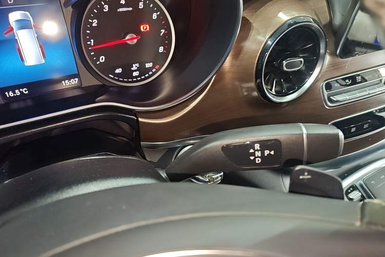 Used Mercedes-Benz V-Class 2021 V 260 L Long Wheelbase Prestige Edition
