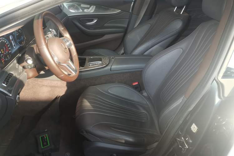 Used Mercedes-Benz CLS 2018 CLS 300 Luxury Model