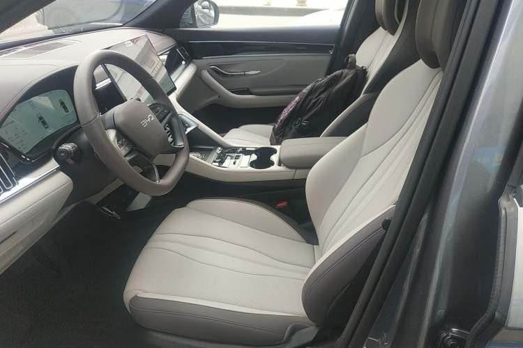 Used BYD Song PLUS New Energy 2025 DM-i Intelligent Driving 160KM Flagship Model
