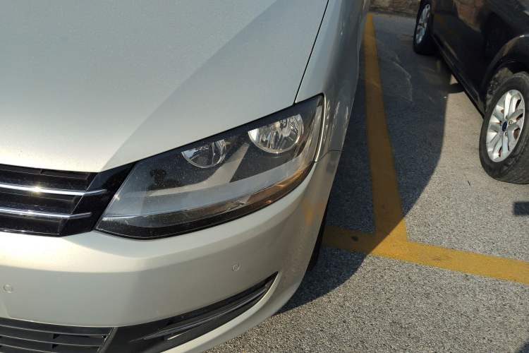 Used Volkswagen Sharan 2013 2.0 TSI Standard Model
