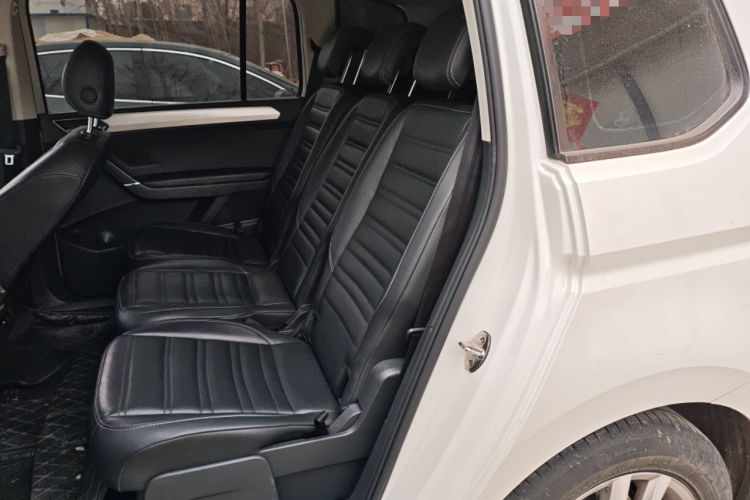 Used Volkswagen Touran 2016 Volkswagen Touran L 280TSI DSG Comfort Edition