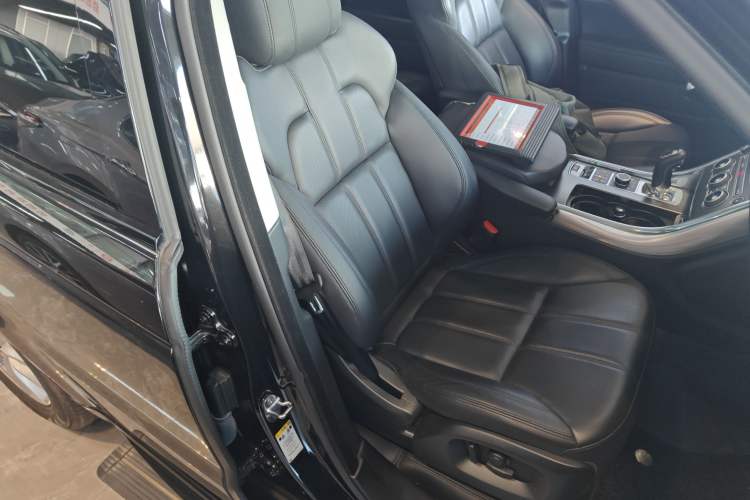 Used Land Rover Range Rover Sport 2017 3.0 SC V6 SE
