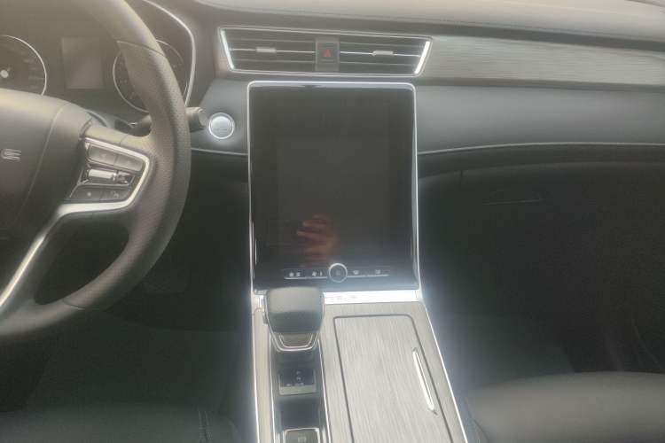 Used Roewe RX5 2022 330TGI Automatic National Style Edition