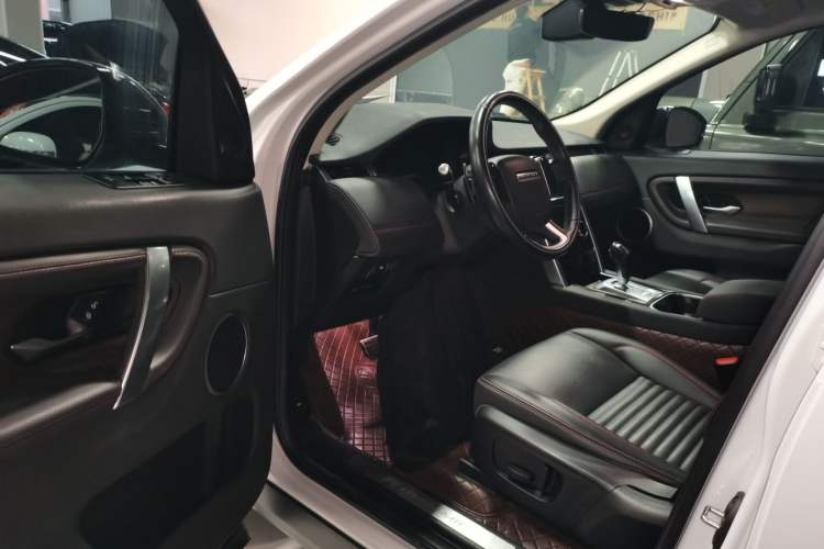 Used Land Rover Discovery Sport 2020 249 PS R-Dynamic Performance Edition
