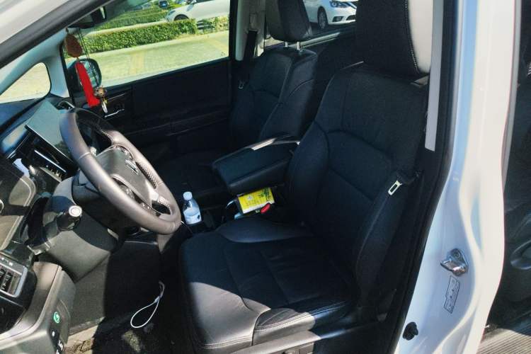 Used Honda Elysion 2016 2.4L Supreme Edition
