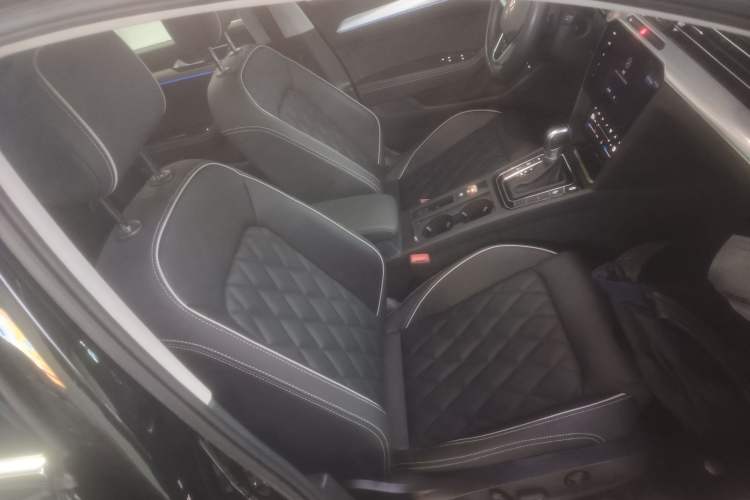 Used Volkswagen Magotan GTE Plug-in Hybrid 2022 GTE Luxury Model
