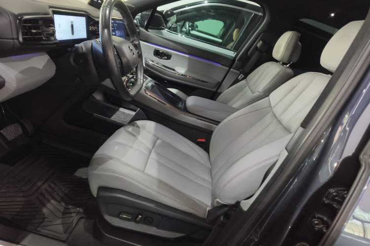 Used Nio ES8 2020 580 km Range Signature Edition Six-Seater Version
