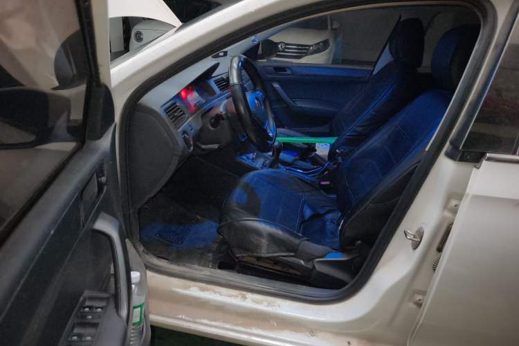 Used Volkswagen Santana 2019 1.5L Manual Fashion Edition China VI Standard
