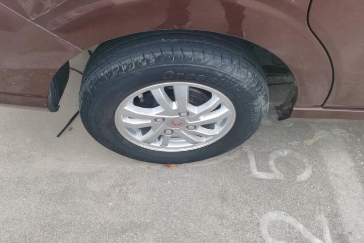 Used Wuling Hongguang 2019 1.5L S Standard Version China VI LAR
