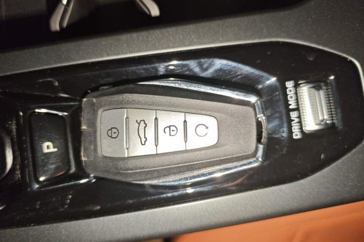 Used Geely Auto Haoyue L 2024 2.0T DCT Flagship Version
