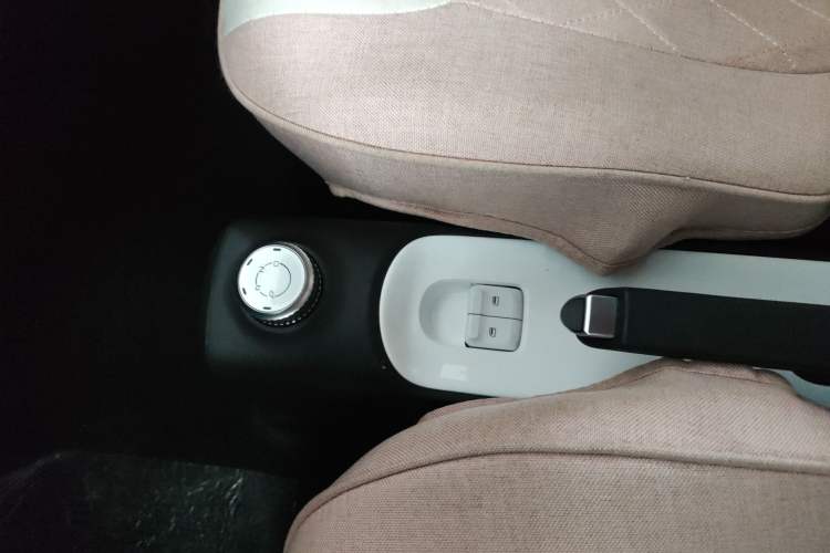 Used Wuling Hongguang MINIEV 2024 3rd Generation 215km Advanced Version