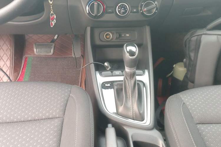 Used Hyundai Celesta 2020 1.6L Automatic GL Enjoyable Edition
