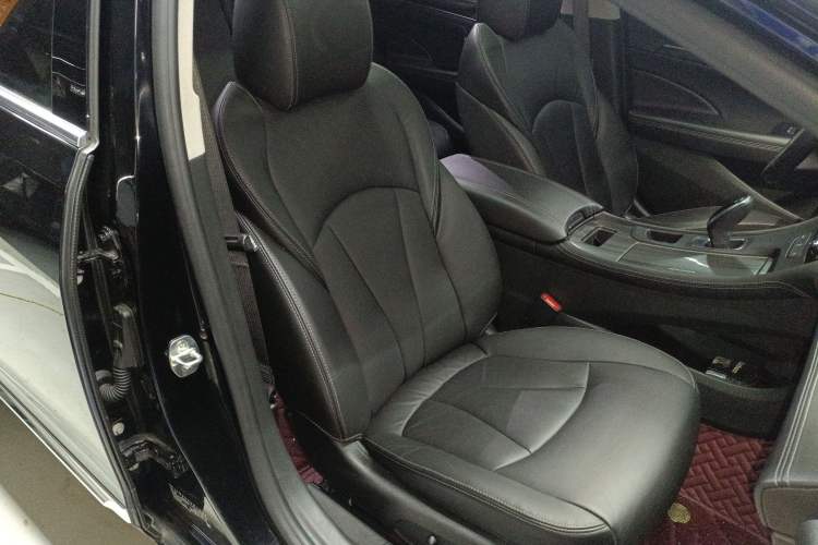 Used Buick LaCrosse 2022 652T Luxury Version
